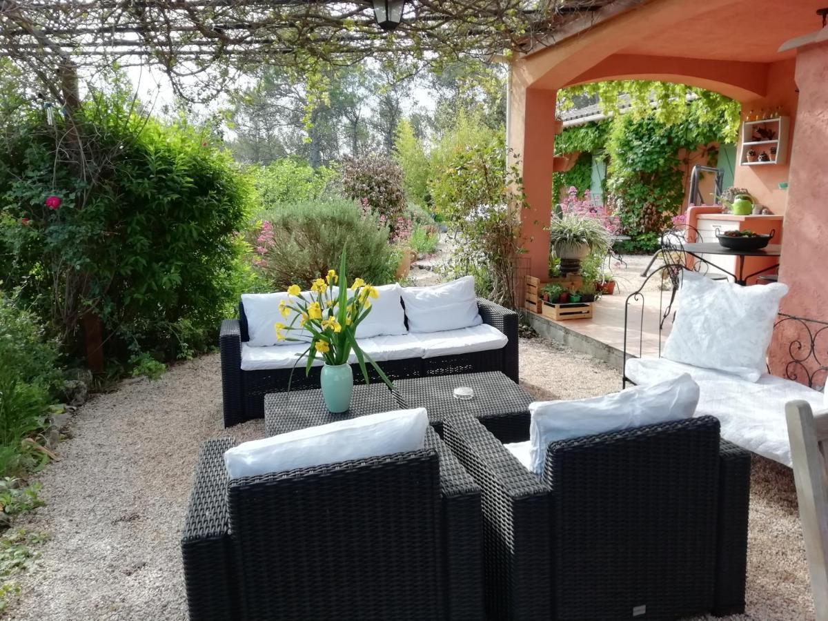 Chambre D'Hote Le Mas Des Romarins Les Arcs-sur-Argens Buitenkant foto